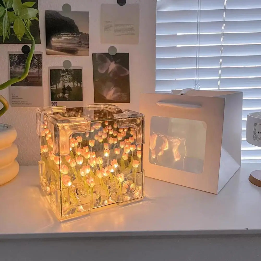 Endless Bloom Tulip Lamp