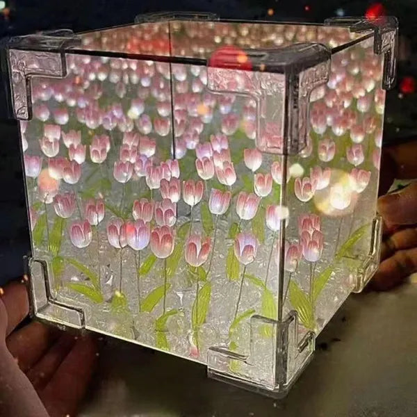 Endless Bloom Tulip Lamp