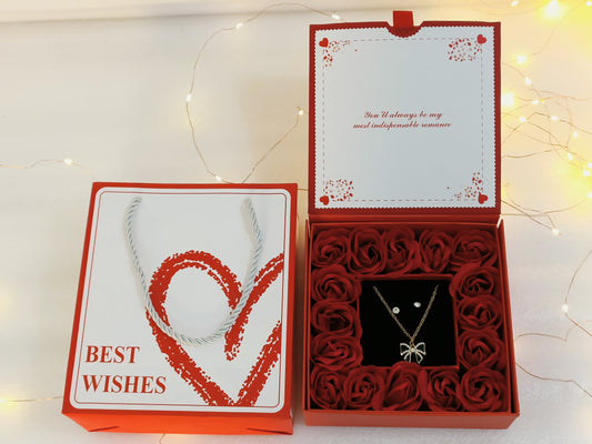 Valentine's Necklace Hamper