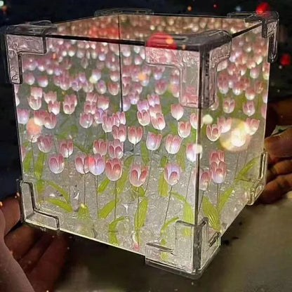 Endless Bloom Tulip Lamp